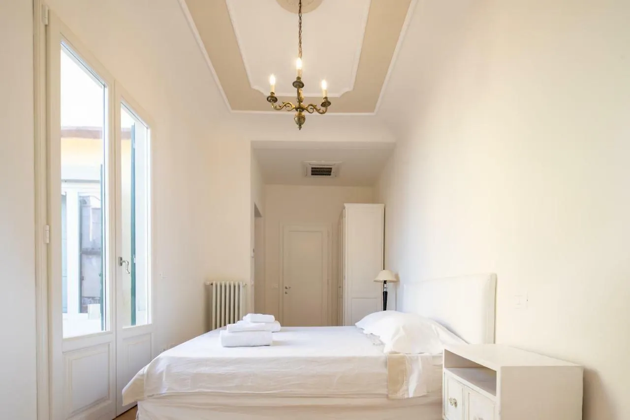 Albizi Luxury Apartment Florence Italy