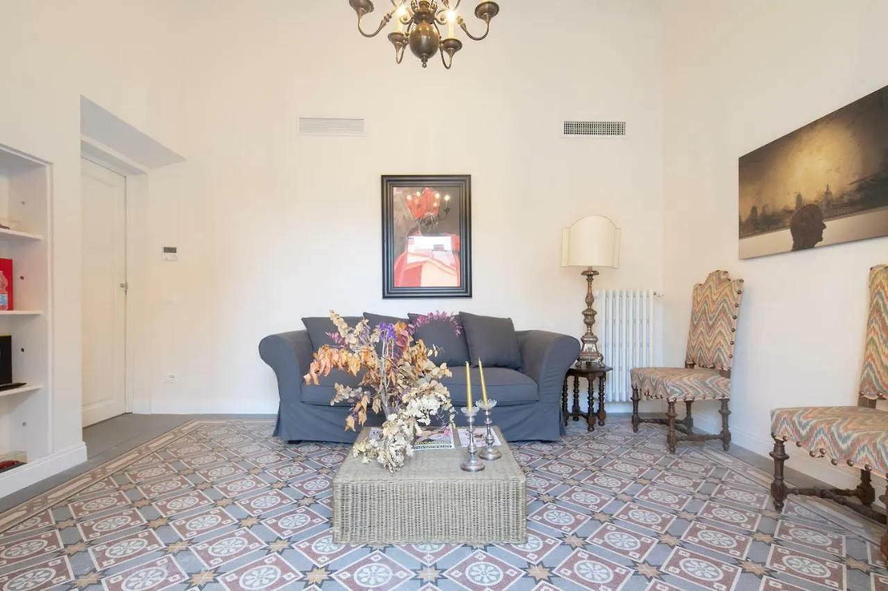 Albizi Luxury Apartment Florence